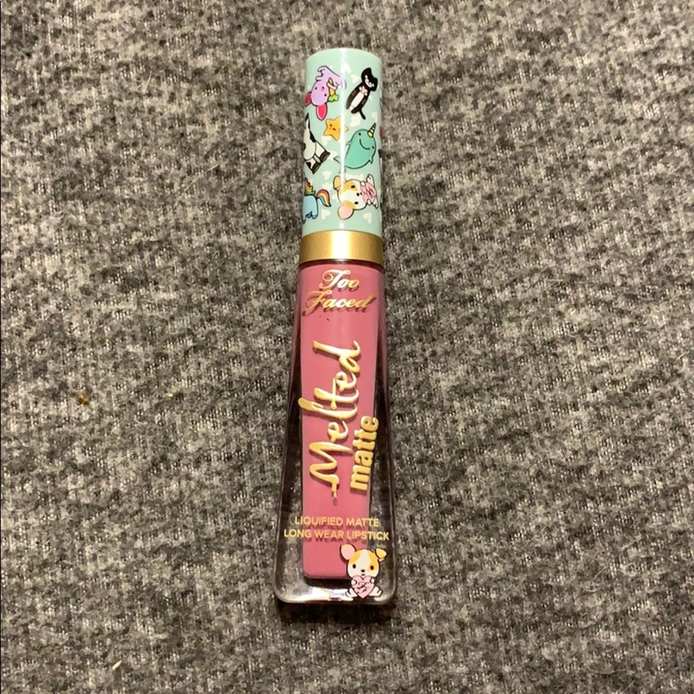 Too Faced Melted Clover